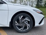 New 2025 Hyundai Elantra Limited image 4