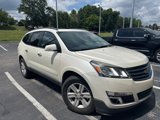 Used 2014 Chevrolet Traverse LT image 2