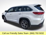 Used 2017 Toyota Highlander Plus image 3