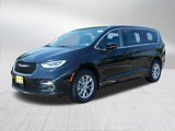 New 2025 Chrysler Pacifica Select image 3