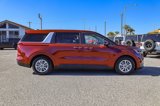 Used 2022 Kia Carnival LX image 3
