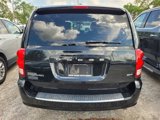 Used 2017 Dodge Grand Caravan SXT w/ Driver Convenience Group image 5