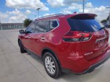 Used 2017 Nissan Rogue SV image 6