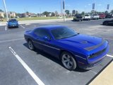 Used 2019 Dodge Challenger SXT image 2