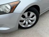 Used 2010 Honda Accord EX-L image 2