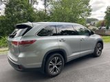 Used 2016 Toyota Highlander XLE image 3
