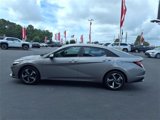 Used 2023 Hyundai Elantra Limited w/ Preferred Accessory Package image 3