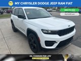 Used 2022 Jeep Grand Cherokee Altitude image 4