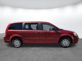 Used 2009 Chrysler Town & Country LX image 3