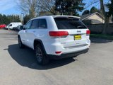Used 2017 Jeep Grand Cherokee Limited image 3