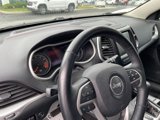 Used 2015 Jeep Cherokee Trailhawk w/ Comfort/Convenience Group image 4