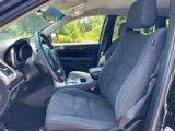 Used 2012 Jeep Grand Cherokee Laredo w/ Laredo E Group image 2