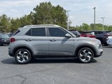Used 2022 Hyundai Venue SEL image 2