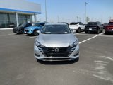 Used 2023 Nissan Versa SV image 2