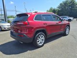 Used 2017 Jeep Cherokee Latitude w/ Cold Weather Group image 3