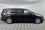 Used 2023 Chrysler Voyager LX image 3