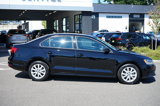 Used 2015 Volkswagen Jetta SE image 2