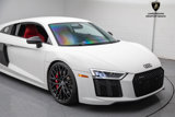 Used 2018 Audi R8 V10 w/ Premium Package image 2