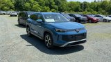 New 2025 Volkswagen Tiguan SE image 3