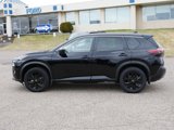 Used 2023 Nissan Rogue SV image 2