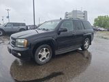 Used 2008 Chevrolet TrailBlazer LT image 2