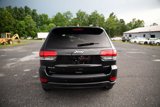 Used 2021 Jeep Grand Cherokee Laredo image 4