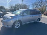 Used 2012 Toyota Sienna LE image 3