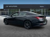 Used 2022 Hyundai Elantra Blue image 4