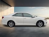 Used 2014 Toyota Camry SE image 3