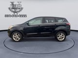 Used 2017 Ford Escape SE image 5