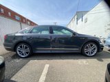 Used 2017 Volkswagen Passat 1.8T R-Line image 2