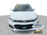 Used 2020 Chevrolet Trax LT w/ LT Convenience Package image 3