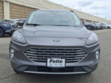 Used 2022 Ford Escape Titanium image 2