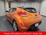 Used 2013 Hyundai Veloster w/ Style Pkg image 6
