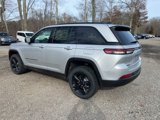 New 2025 Jeep Grand Cherokee Altitude image 4