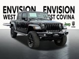 Used 2021 Jeep Gladiator Overland image 2