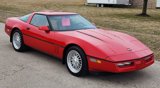 Used 1990 Chevrolet Corvette Coupe image 2