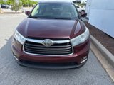 Used 2014 Toyota Highlander Limited image 2