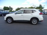 Used 2017 Nissan Rogue SV image 3