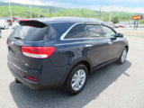 Used 2016 Kia Sorento LX w/ LX Convenience Package image 3