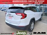 Used 2024 GMC Terrain SLE image 3
