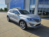 Used 2016 Lincoln MKC Reserve w/ Lincoln MKC Climate Package image 4