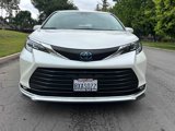 Used 2021 Toyota Sienna XLE image 2