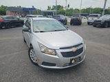 Used 2011 Chevrolet Cruze LS image 2
