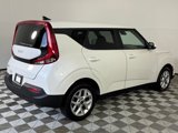 Used 2022 Kia Soul LX w/ Technology Package image 5