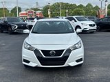 Used 2020 Nissan Versa SV image 2