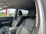 Used 2020 Nissan Rogue SV image 6