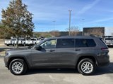Used 2023 Jeep Grand Cherokee L Laredo image 4