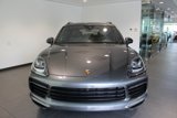 Certified 2023 Porsche Cayenne image 3