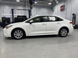 Used 2023 Toyota Corolla LE image 2